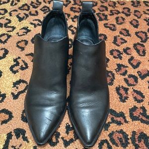 Dolce Vita black booties